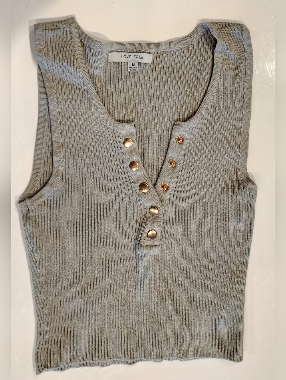 Love Tree Ribbed Sage Green Crop Tank Snaps Fitted Stretch Top Women's Medium